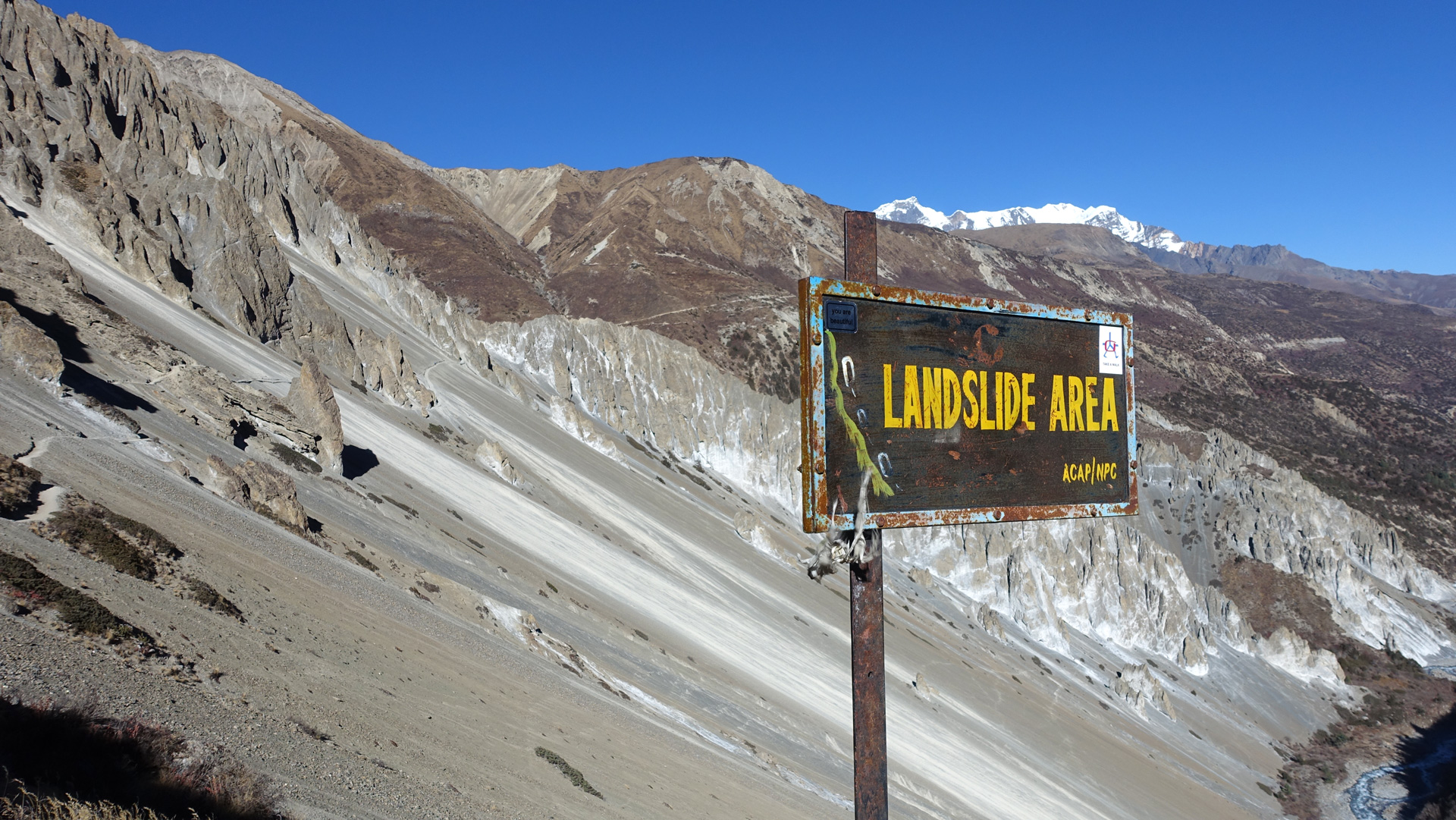 Steep incline on the Annapurna Circuit